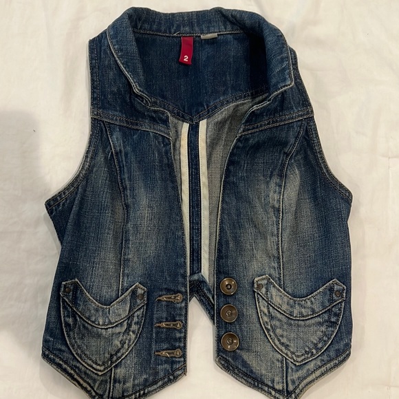 Denim vest - Picture 1 of 2